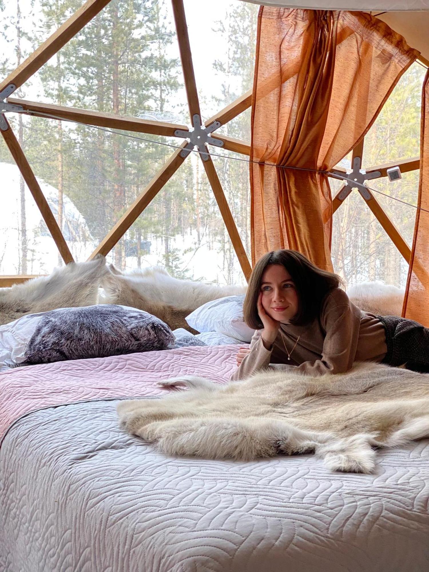 Aurora Igloo Fireplace-Heated Tents In A Secret Forest With Private Jacuzzi And Shared Sauna Bathroom And Dog Friendly Rovaniemi Bagian luar foto